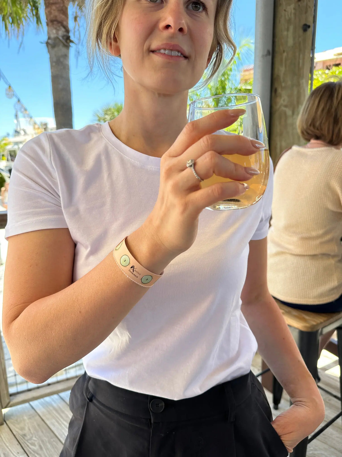 Drinkcheck Wristband - 4 test Sand