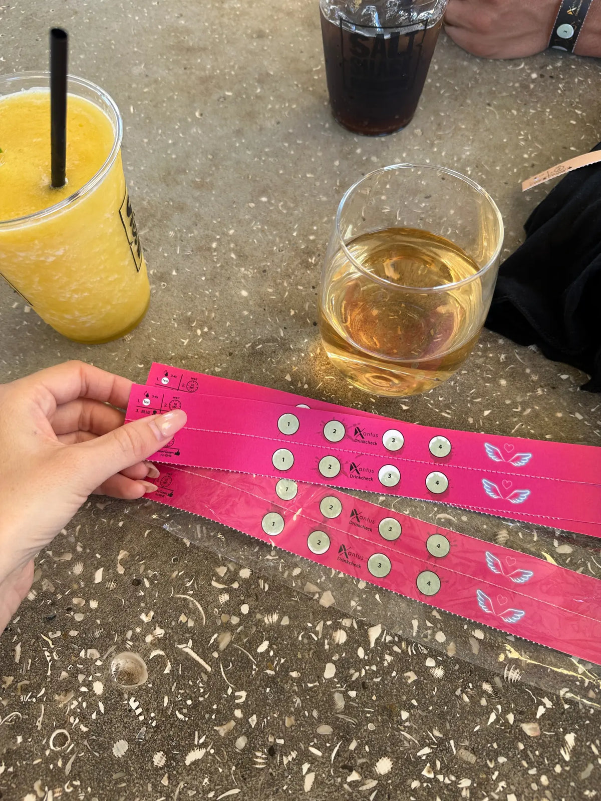 Drinkcheck Wristband - 4 test Pink